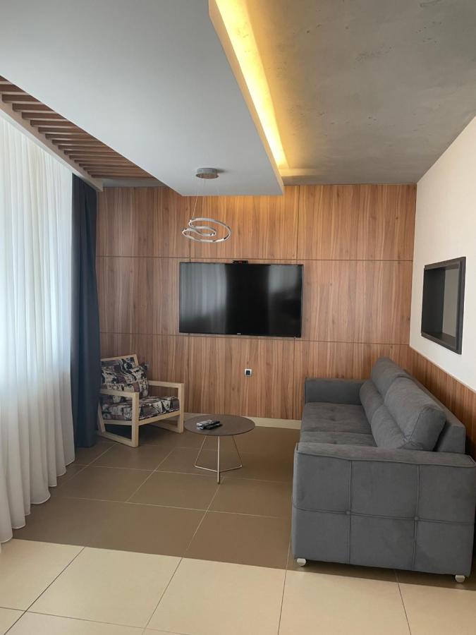 Ferienwohnung Leo Lux 1 Ni Exterior foto