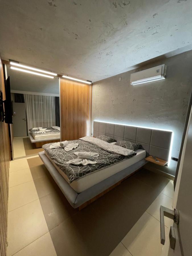Ferienwohnung Leo Lux 1 Ni Exterior foto
