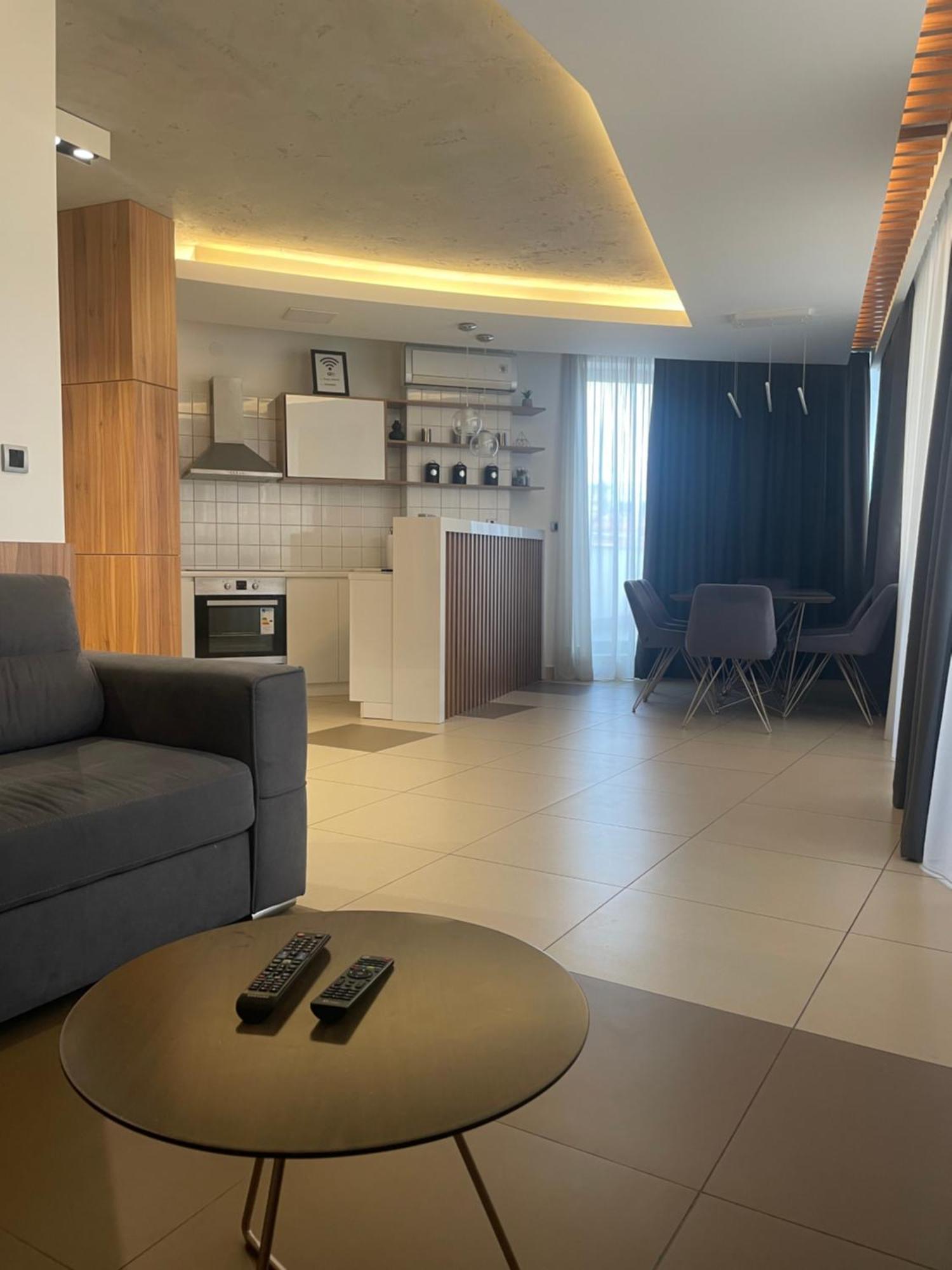 Ferienwohnung Leo Lux 1 Ni Exterior foto